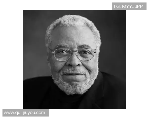 职业赌徒琼斯自称詹姆斯好友在维加斯赌场游走以求信任与机会